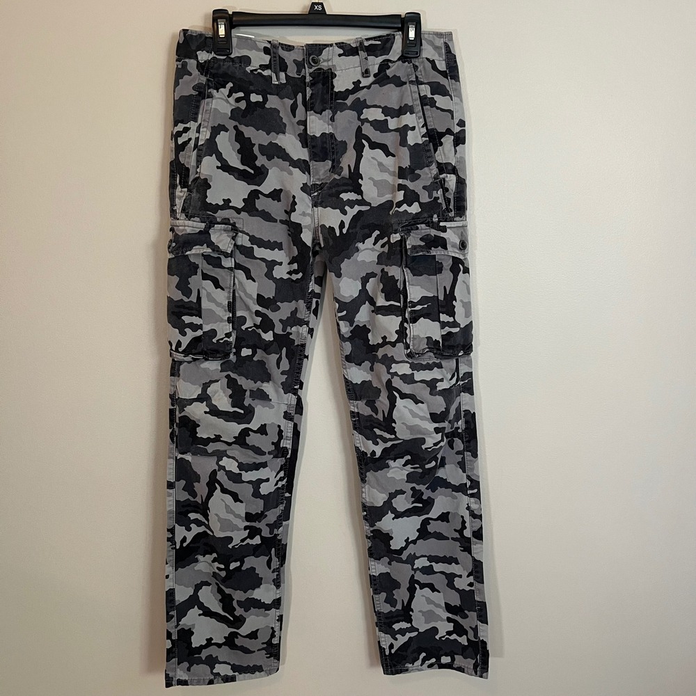 Levis Men Grey Camo Cargo Pants Straight Leg Cotton 30X34 Utility Streetwear